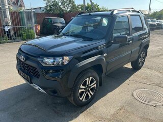 2025 Lada (ВАЗ) Niva I Рестайлинг (Travel), чёрный, 1639000 рублей, вид 1