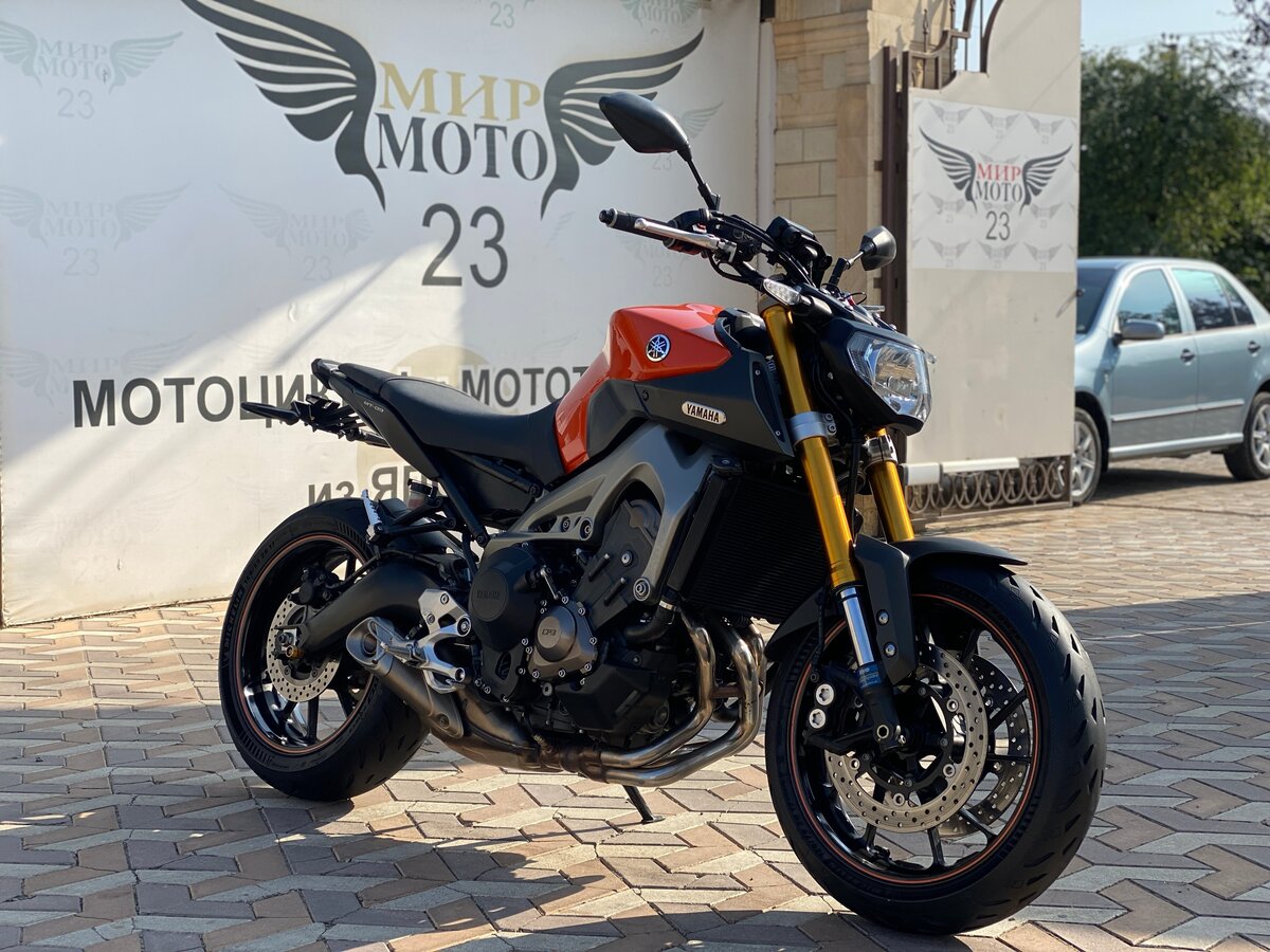 Yamaha MT-09 (FZ-09)