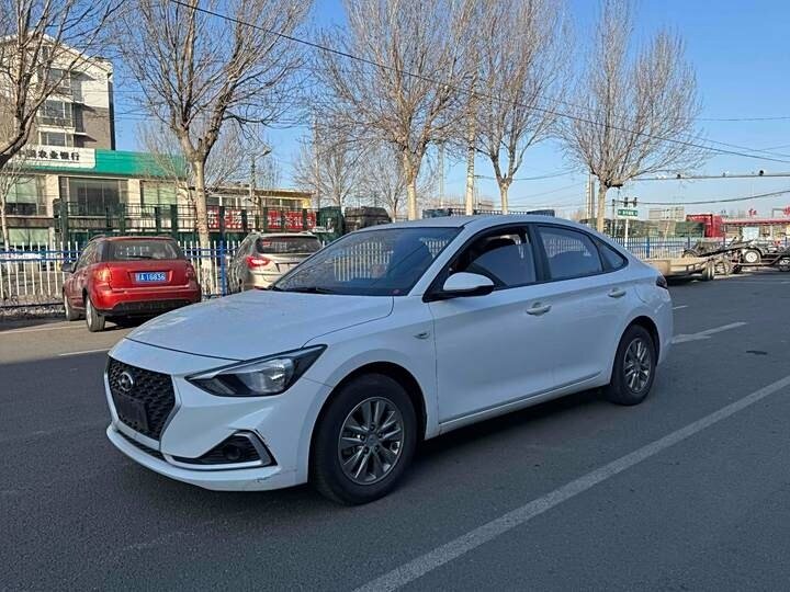 Hyundai Celesta
