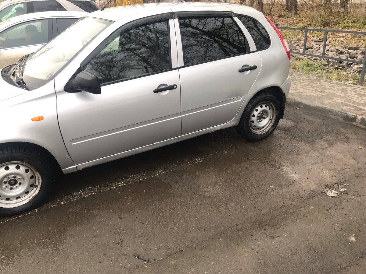 Купить б/у Lada (ВАЗ) Granta I 1.6 MT (82 л.с.) бензин механика в Уфе: серебрист