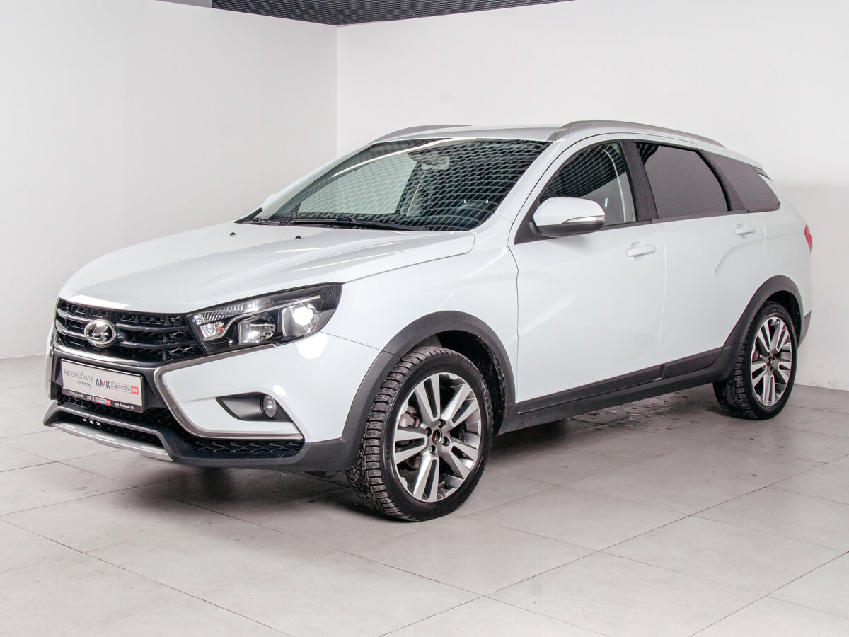 Lada Vesta SW кросс белая