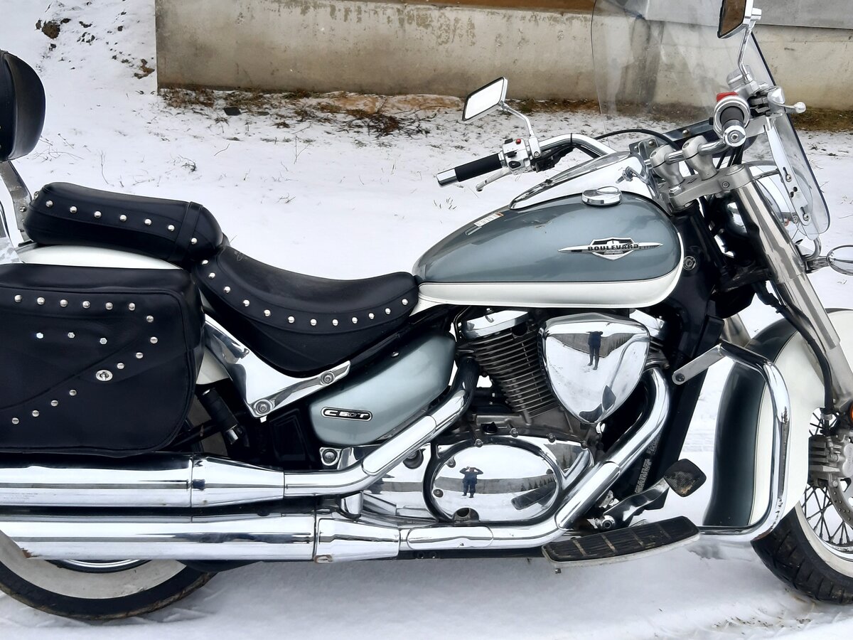 Suzuki Intruder c800
