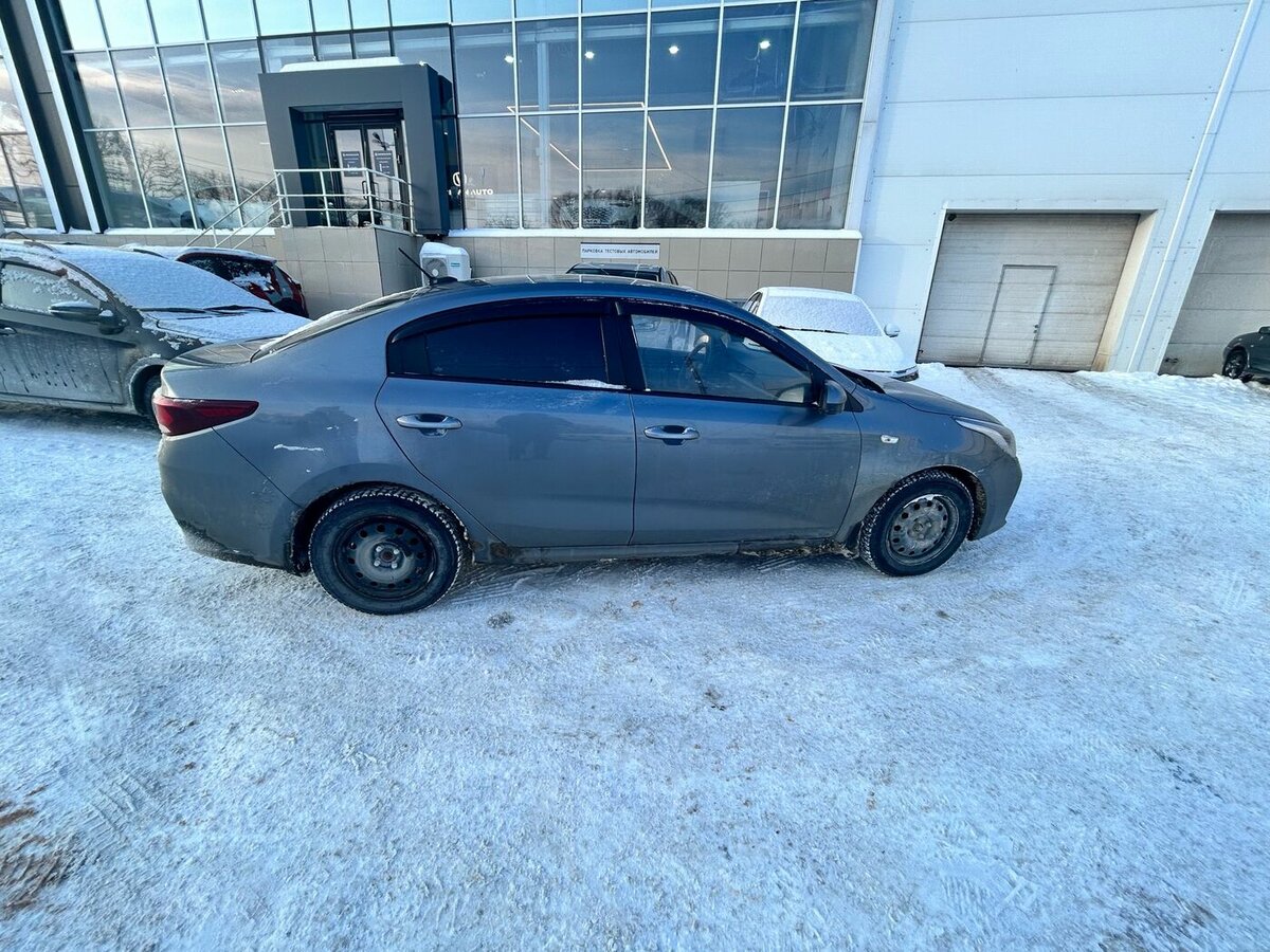 Купить б/у Kia Rio IV 1.6 AT (123 л.с.) бензин автомат в Альметьевске ...