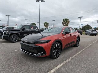 2024 Toyota Crown Crossover XVI (S230), красный, 6447522 рублей, вид 1