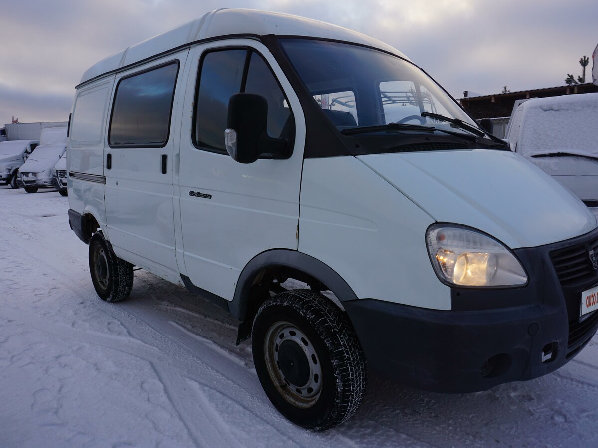 Купить б/у ГАЗ Соболь (2752) бензин механика в Омске: белый ...