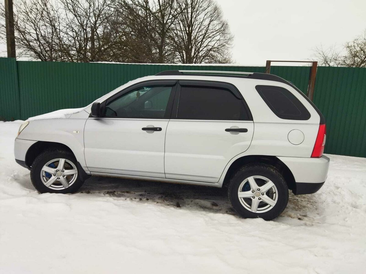 Купить б/у Kia Sportage II Рестайлинг 2.0 MT (141 л.с.) бензин механика ...