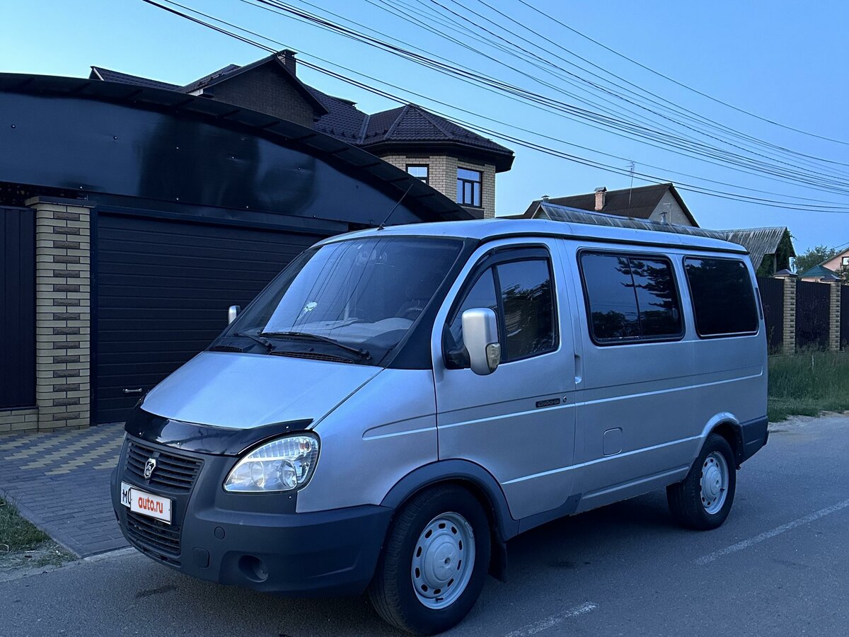 Купить б/у ГАЗ Соболь (2217) бензин механика в Москве: серебристый ...