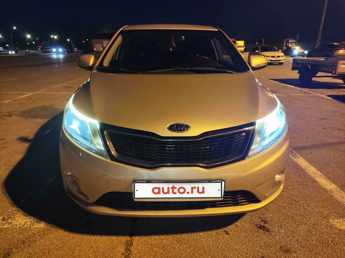 Купить б/у Kia Rio III 4-speed 1.6 AT (123 л.с.) бензин автомат в ...