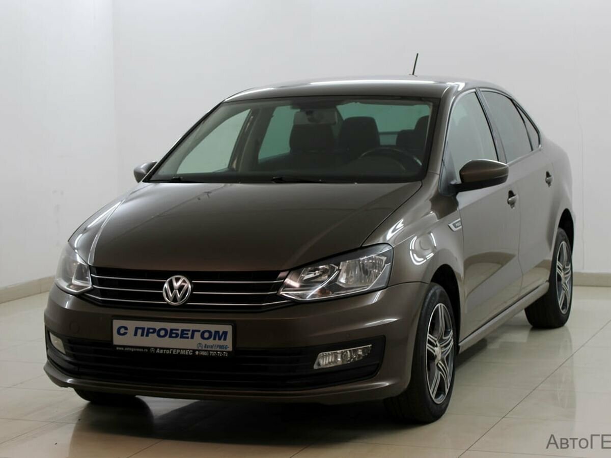 Volkswagen Polo 2015 черный