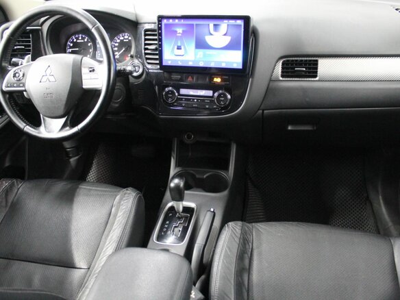 2014 Mitsubishi Outlander III, белый, 1480000 рублей - вид 15
