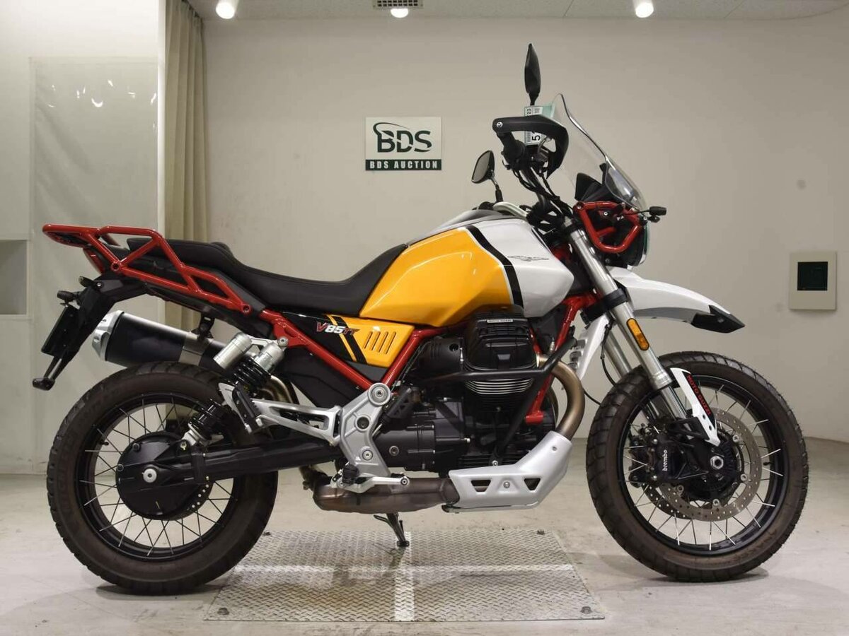 Moto Guzzi V85 TT