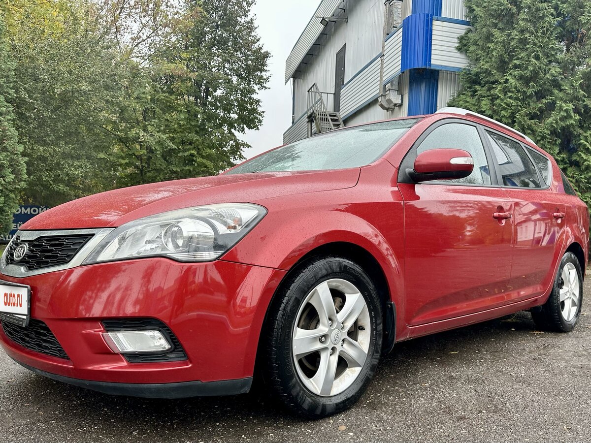 Купить б/у Kia Ceed I Рестайлинг 1.6 AT (125 л.с.) бензин автомат в ...