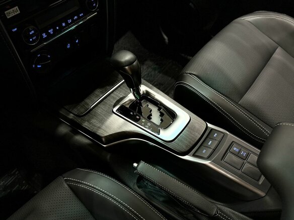 2023 Toyota Fortuner II Рестайлинг, белый, 7500000 рублей - вид 21