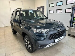 2025 Lada (ВАЗ) Niva Travel I, зелёный, 1643000 рублей, вид 1