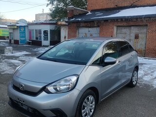 2020 Honda Fit IV, серебристый, 1398000 рублей, вид 1