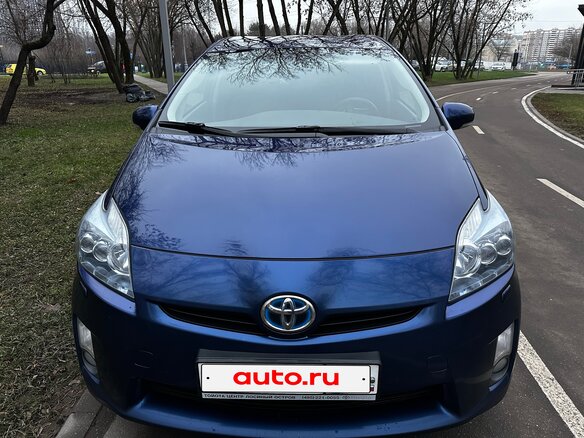 2009 Toyota Prius III (XW30), синий, 1300000 рублей - вид 2