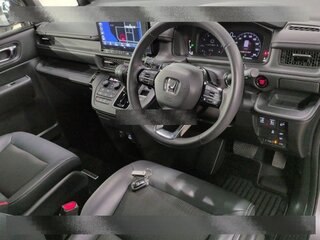 2022 Honda Stepwgn Spada VI, серебристый, 2700000 рублей, вид 4