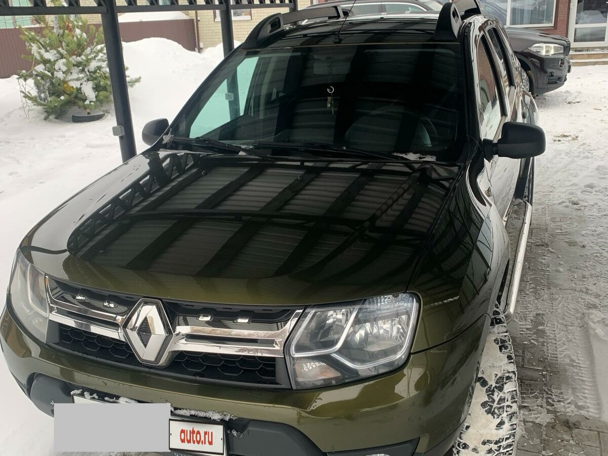 Купить б/у Renault Duster I Рестайлинг 2.0 AT (143 л.с.) 4WD бензин ...