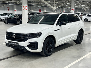 2018 Volkswagen Touareg III, белый, 3641950 рублей, вид 1