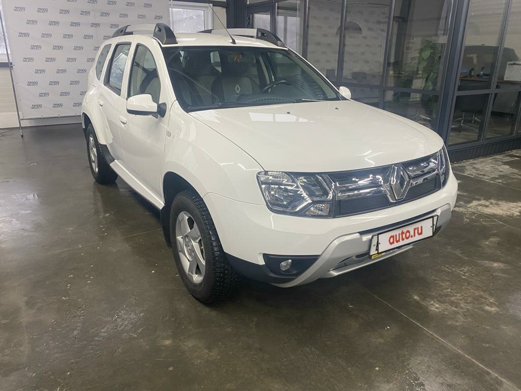 Купить б/у Renault Duster I Рестайлинг 2.0 MT (143 л.с.) 4WD бензин ...