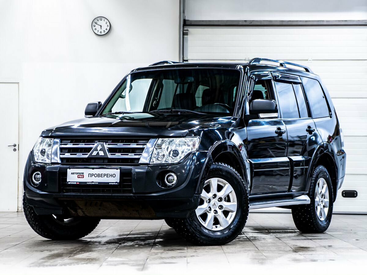 Купить б/у Mitsubishi Pajero IV Рестайлинг 1 3.2d AT (200 л.с.) 4WD ...