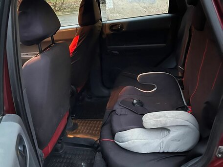 Mitsubishi colt isofix online