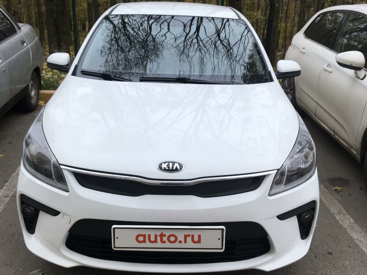 Купить б/у Kia Rio IV 1.4 MT (100 л.с.) бензин механика в Туле: белый ...