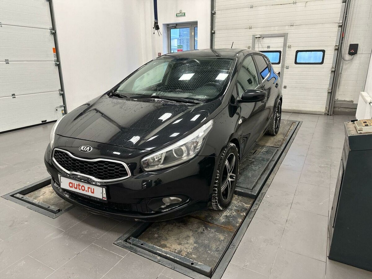 Купить б/у Kia Ceed II 1.6 MT (129 л.с.) бензин механика в Перми ...