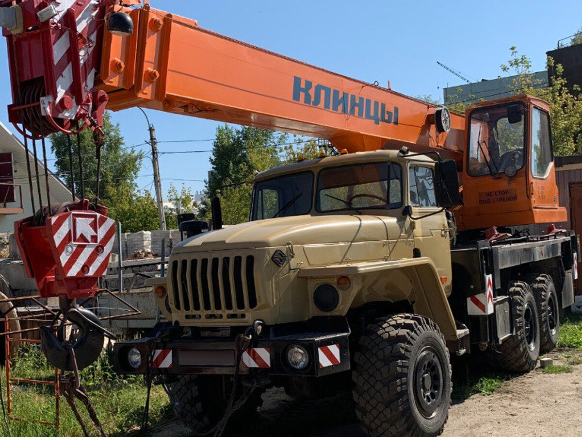 Купить б/у Урал Подъемник в Самаре: 2004 года на Авто.ру ID 1120945769