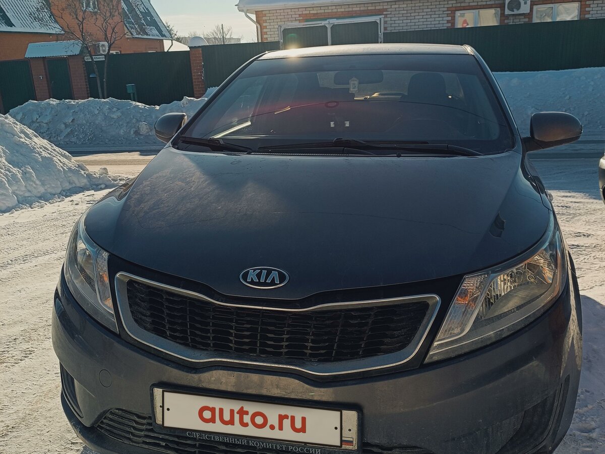Купить б/у Kia Rio III 1.4 MT (107 л.с.) бензин механика в Орске: серый ...