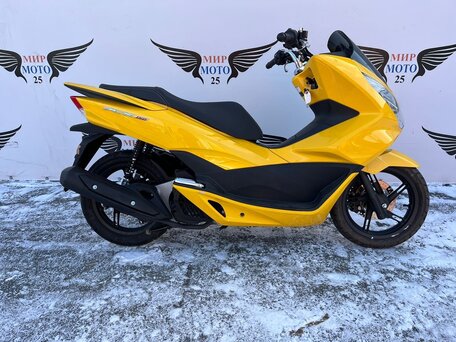 Honda PCX 150 22 Honda PCX 150