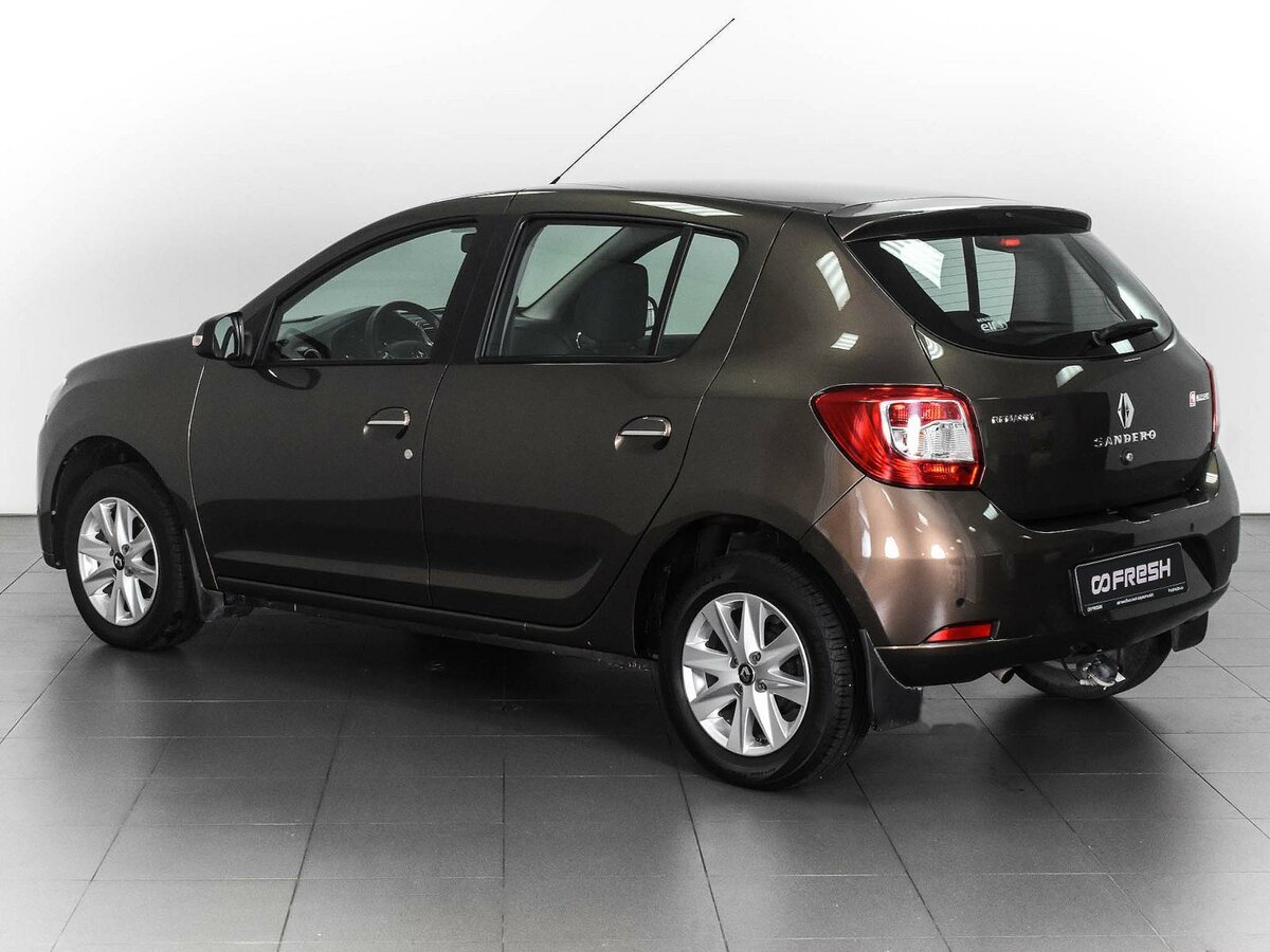 Купить б/у Renault Sandero II Рестайлинг 1.6 AT (102 л.с.) бензин автомат в Моск