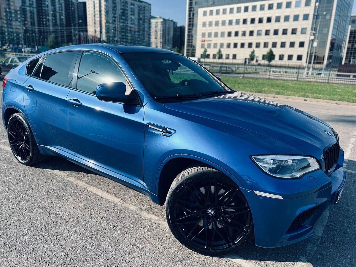 Купить б/у BMW X6 M I (E71) Рестайлинг 4.4 AT (555 л.с.) 4WD бензин ...