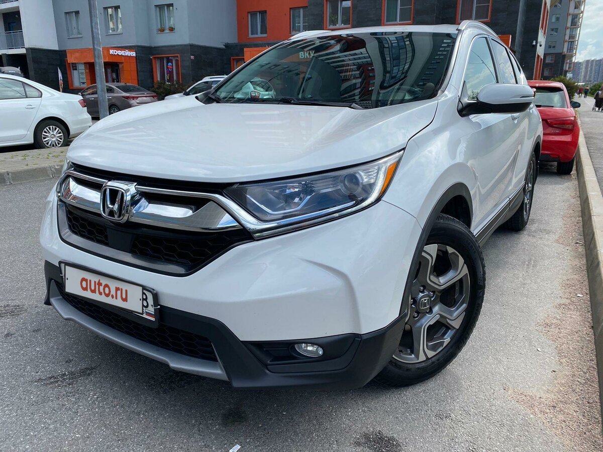 Хонда СРВ сзади фото