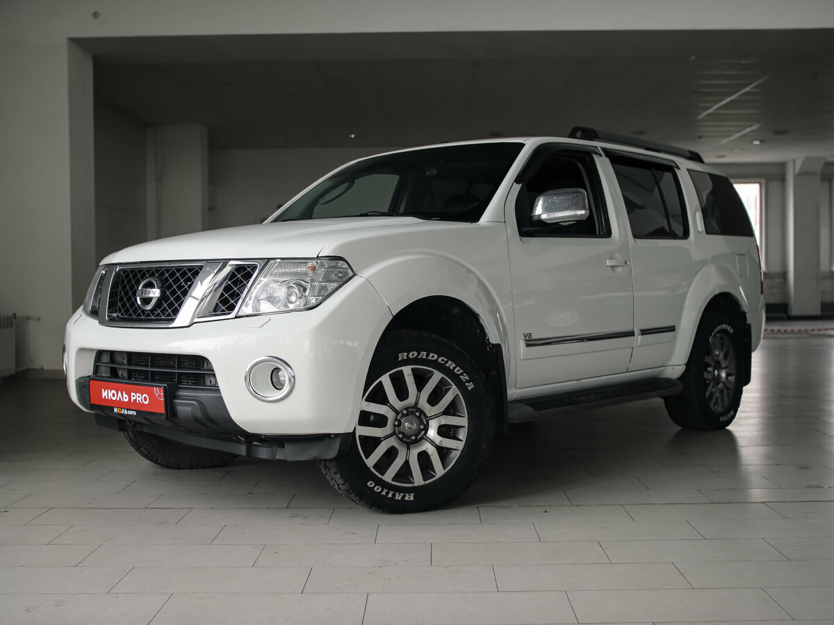 Купить б/у Nissan Pathfinder III Рестайлинг 3.0d AT (231 л.с.) 4WD ...