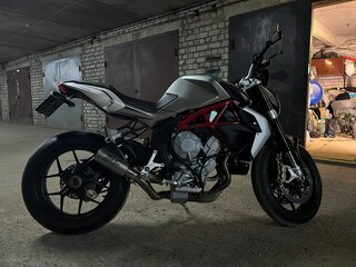 2014 MV Agusta Brutale 800, серый, 930000 рублей, вид 1