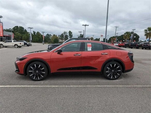 2024 Toyota Crown Crossover XVI (S230), красный, 6447522 рублей - вид 4