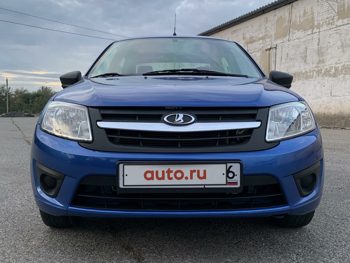 Купить б/у Lada (ВАЗ) Granta I 1.6 MT (106 л.с.) бензин механика в ...
