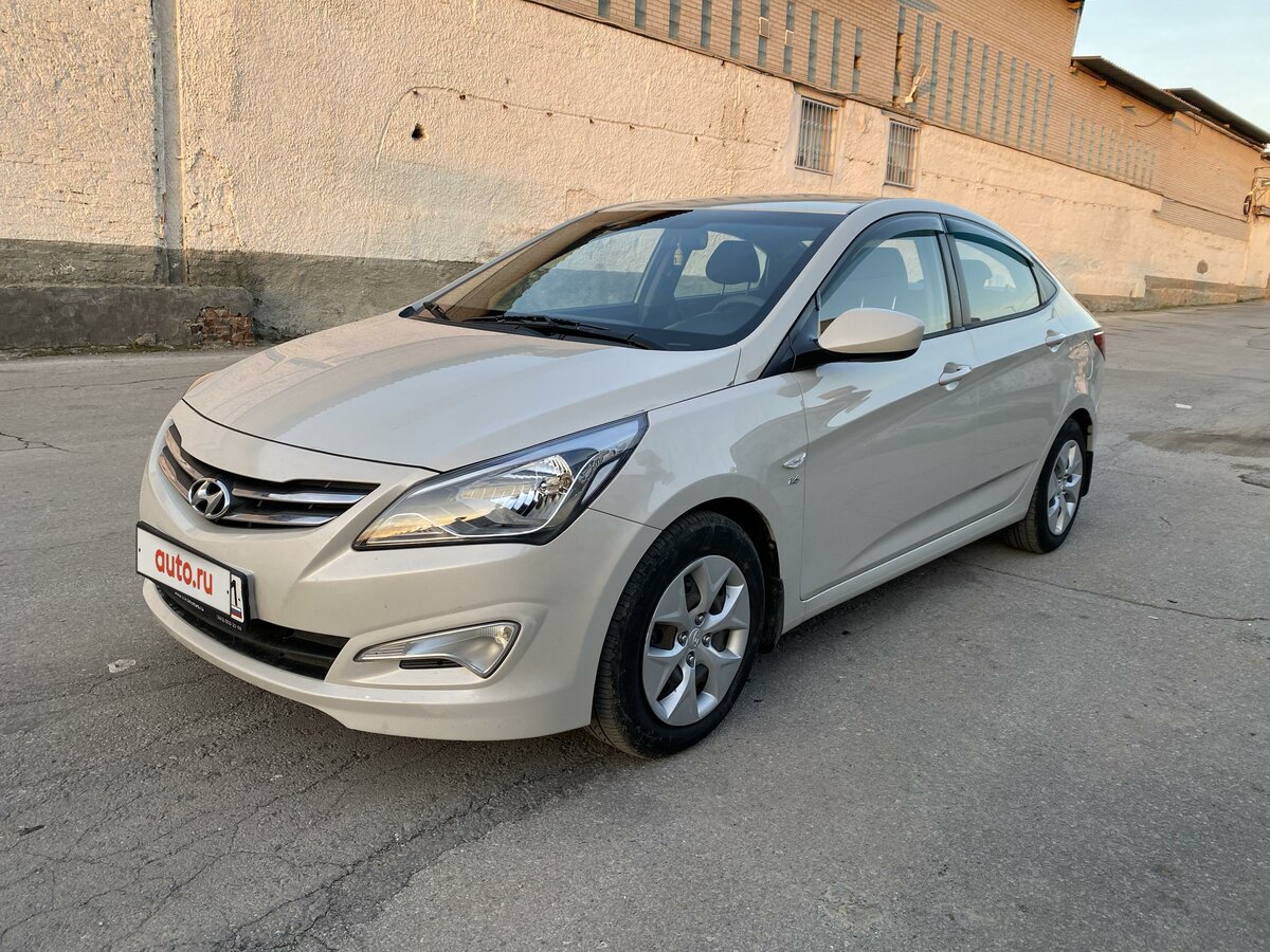 Купить б/у Hyundai Solaris I Рестайлинг 1.6 AT (123 л.с.) бензин ...