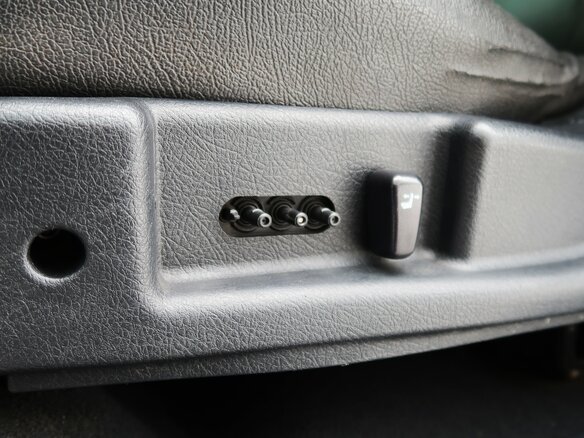 Купить б/у Great Wall Hover H3 I 2.0 MT (122 л.с.) 4WD бензин механика ...