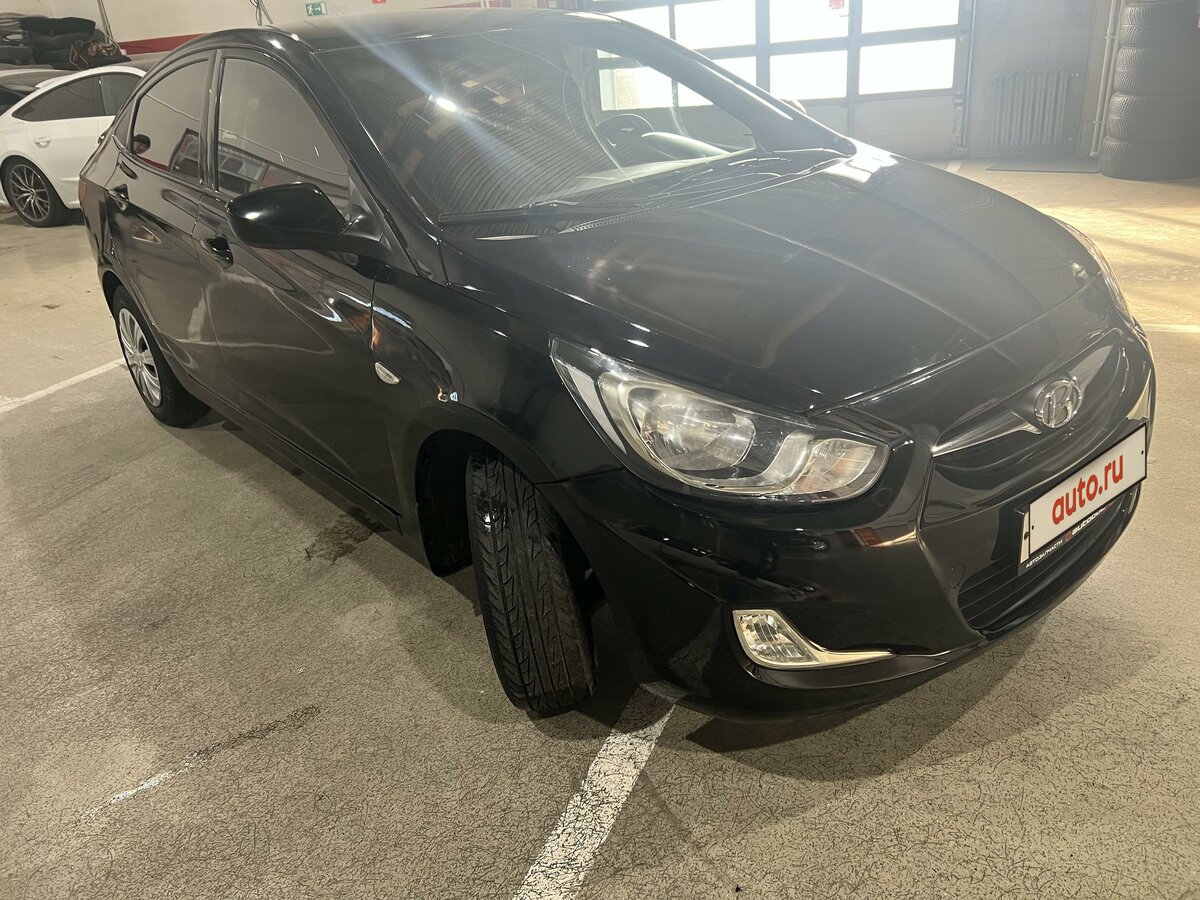 Купить б/у Hyundai Solaris I 1.4 MT (107 л.с.) бензин механика в ...