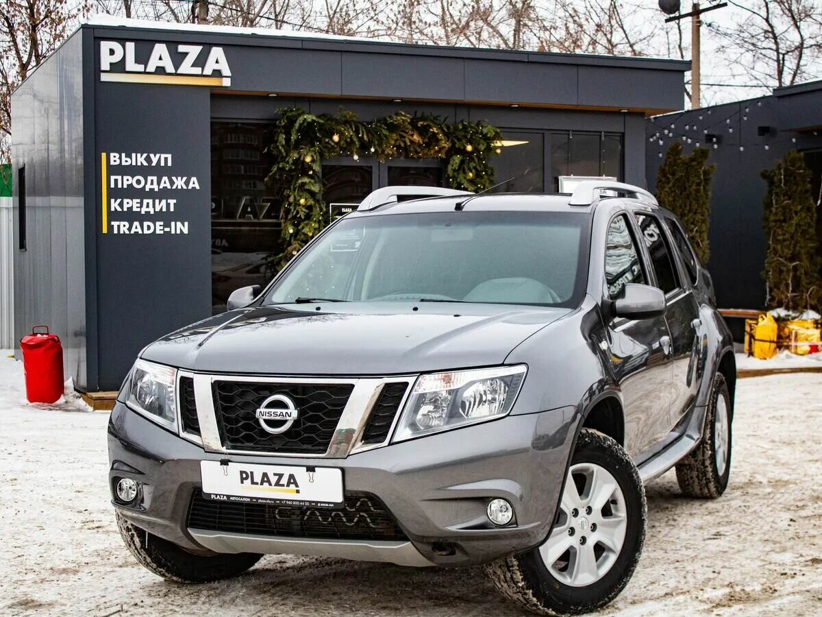 Nissan Terra 2018