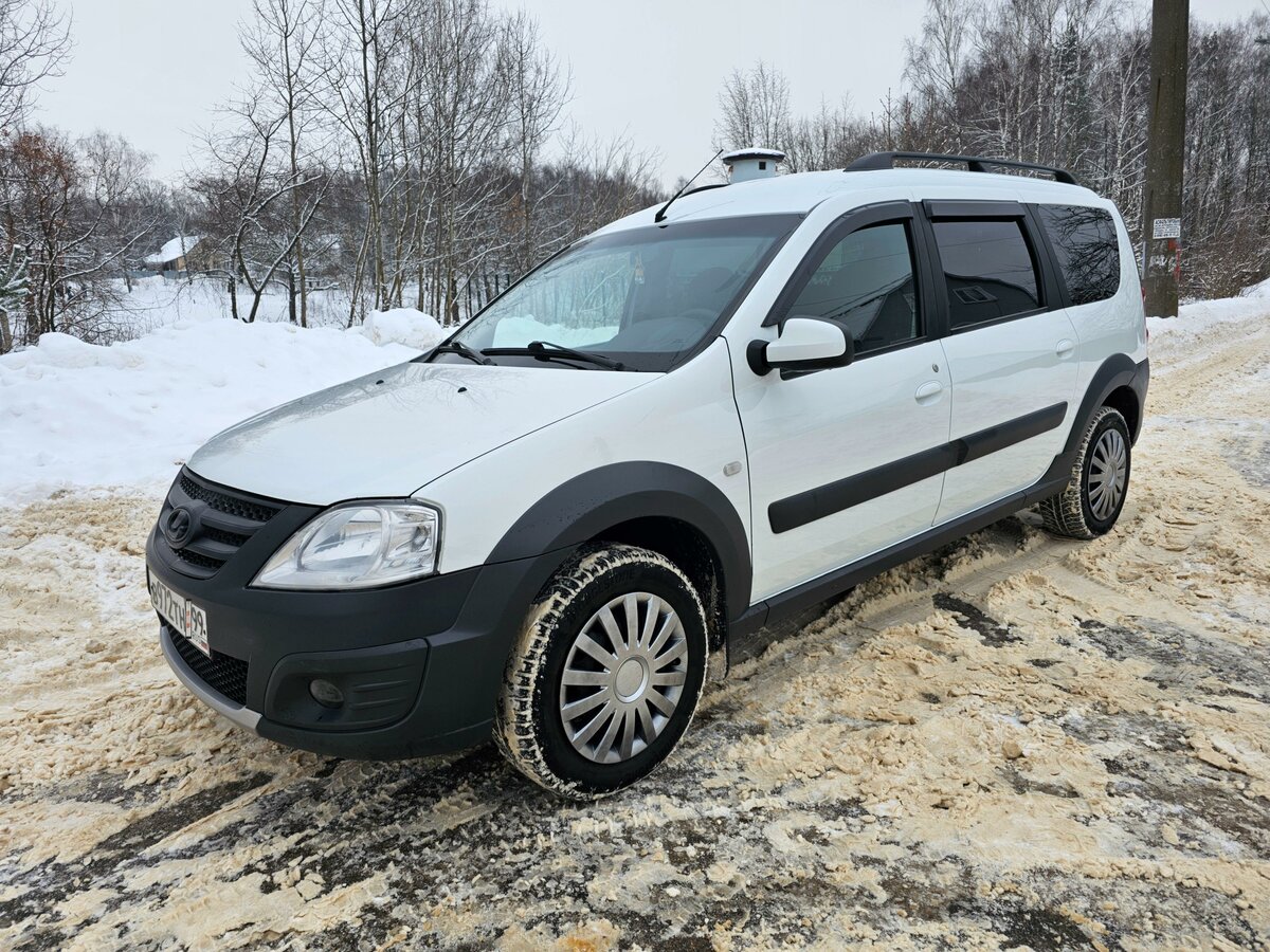 Купить б/у Lada (ВАЗ) Largus I Cross 1.6 MT (106 л.с.) бензин механика ...