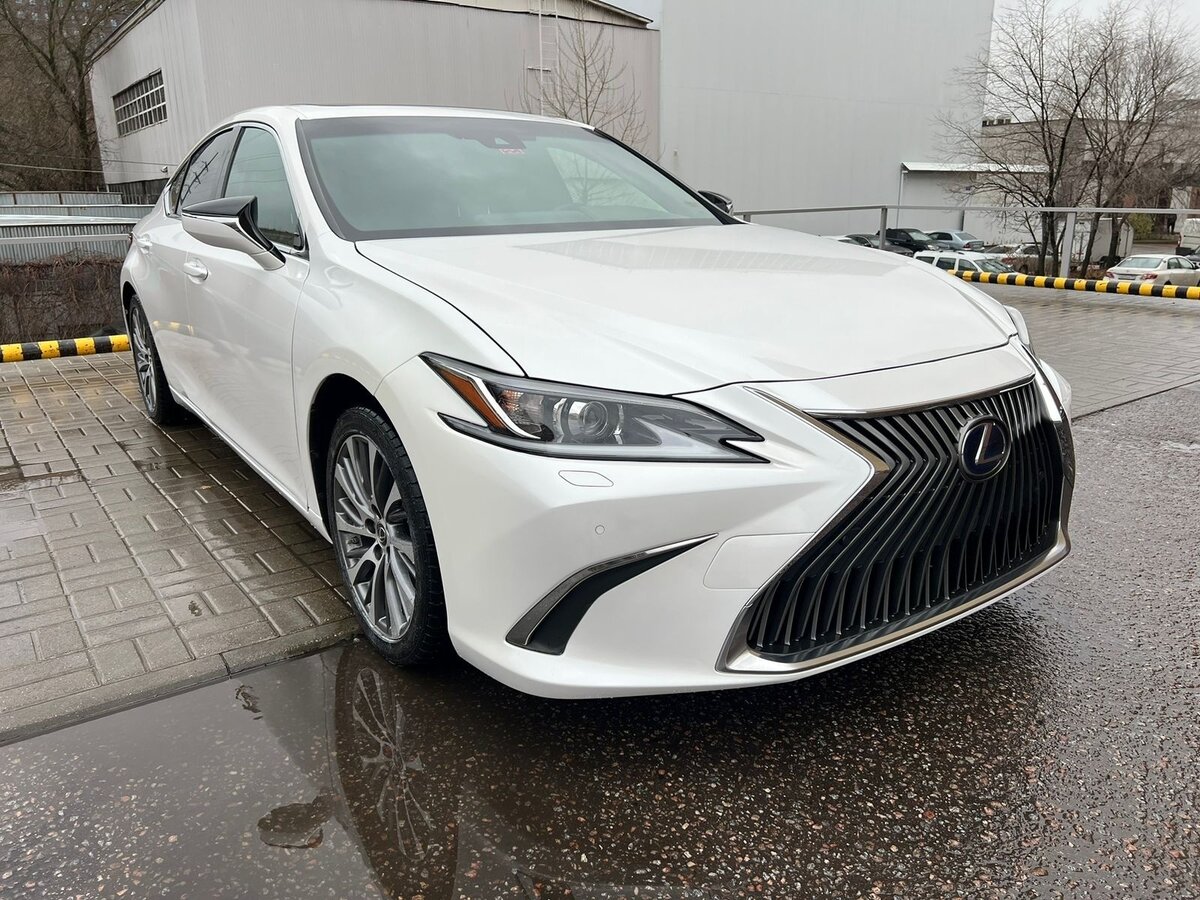 Купить б/у Lexus ES VII 300h 2.5hyb CVT (178 л.с.) гибрид вариатор в ...