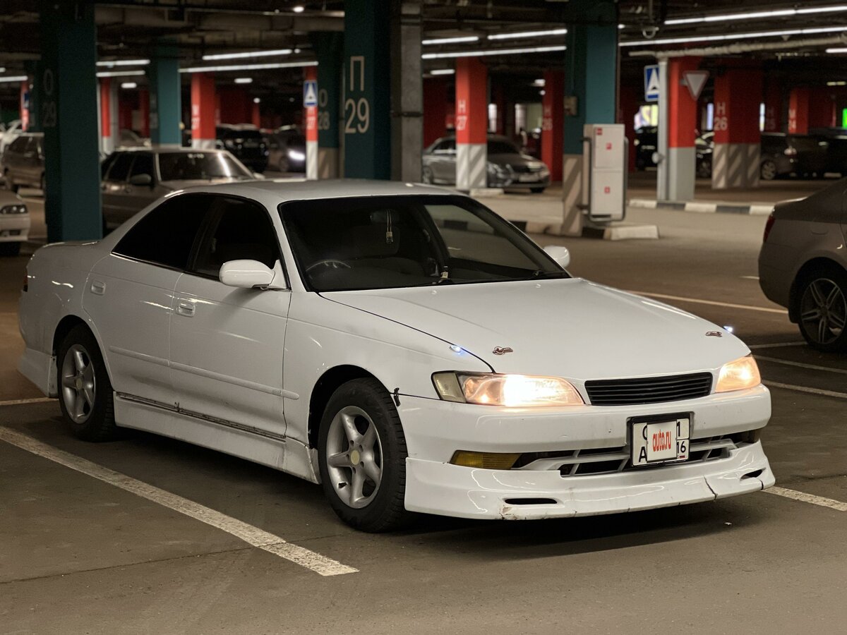 Купить б/у Toyota Mark II VII (X90) 2.0 AT (135 л.с.) бензин автомат в Варгашах: