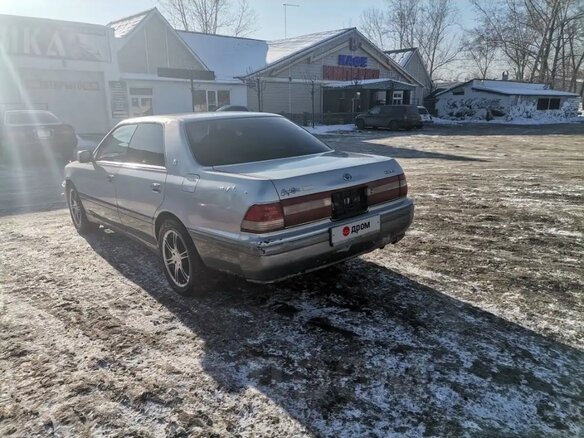1995 Toyota Crown X (S150), серый, 440000 рублей - вид 6