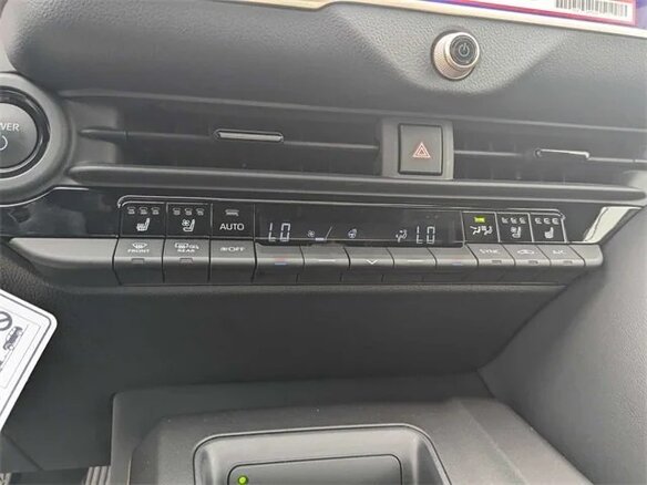 2024 Toyota Crown Crossover XVI (S230), красный, 6447522 рублей - вид 6