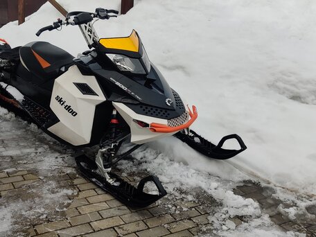 BRP skidoo 800 スキー New 2025 Ski-Doo MXZ X-RS 137 850 E-TEC ES Ice Ripper XT 1.5