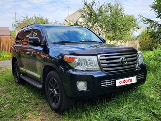 2015 Toyota Land Cruiser 200 Series Рестайлинг 1, чёрный, 4995000 рублей, вид 1