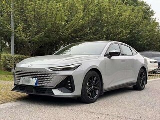 2022 Changan UNI-V I, серебристый, 1350000 рублей, вид 1